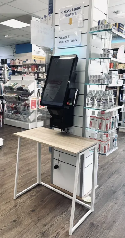 caisse automatique à La Verpillière, La Verpillière, Pharmacie du Centre